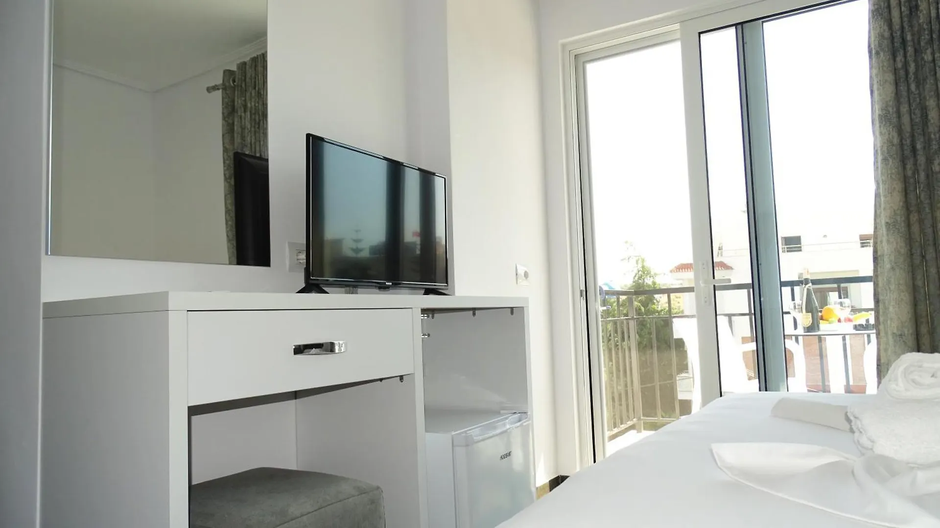 קסאמיל Hotel Keli אלבניה