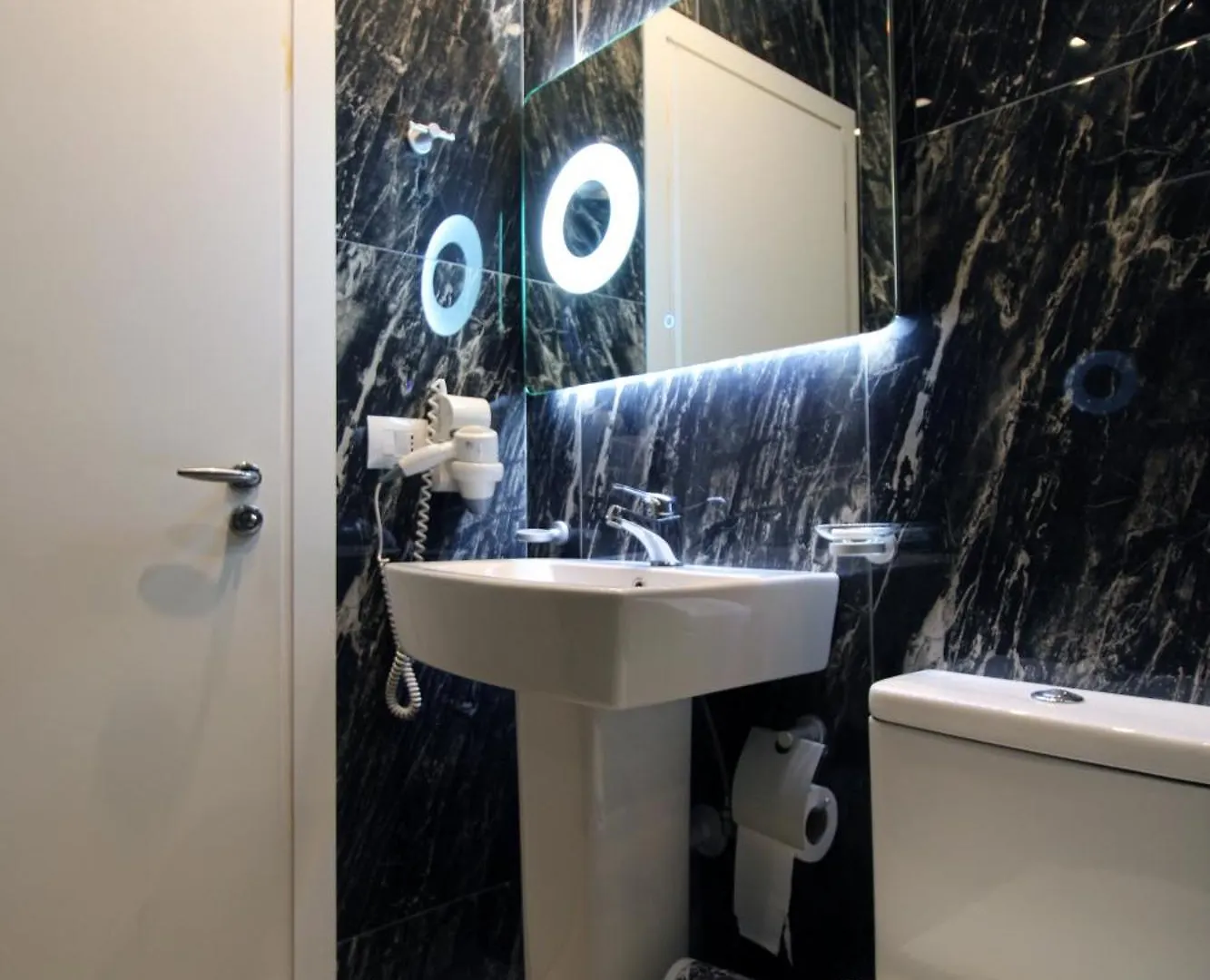 קסאמיל Hotel Keli