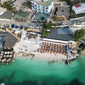 Szálloda Esmerald, Ksamil